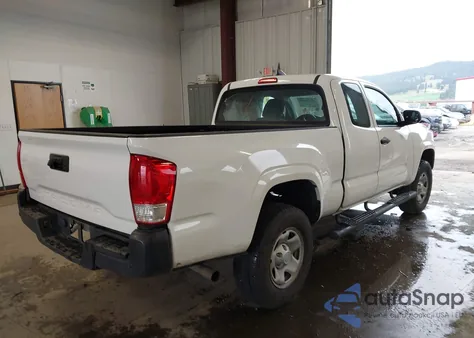 2016 Toyota Tacoma Sr z USA, uszkodzony, nr VIN 5TFRX5GNXGX061620